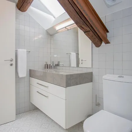 Διαμέρισμα Liiiving - Downtown & Riverside Balcony