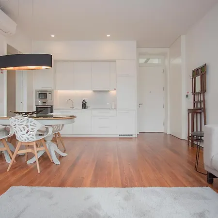 Διαμέρισμα Liiiving - Downtown & Riverside Balcony