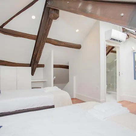 Liiiving - Downtown & Riverside Balcony Appartement