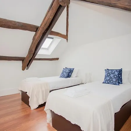 Liiiving - Downtown & Riverside Balcony פורטו