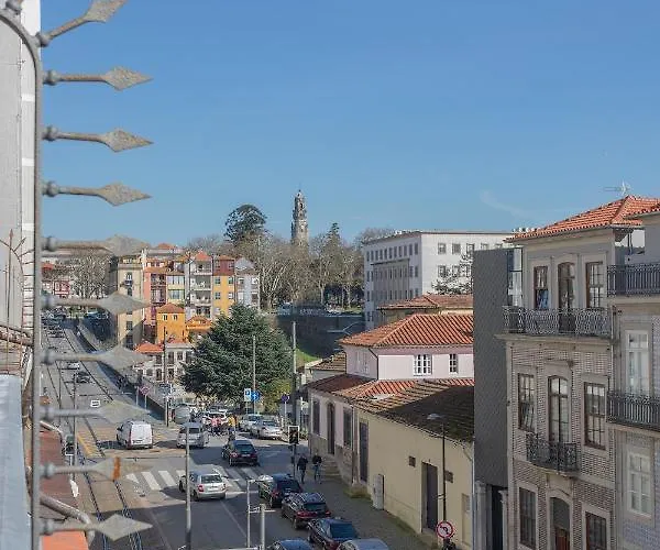 Liiiving - Downtown & Riverside Balcony