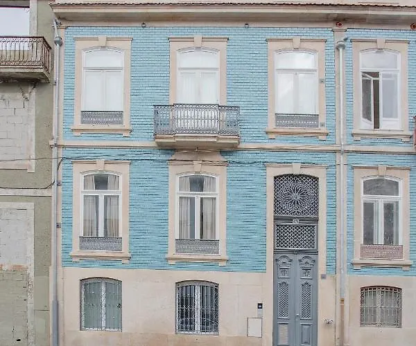 Liiiving - Downtown & Riverside Balcony