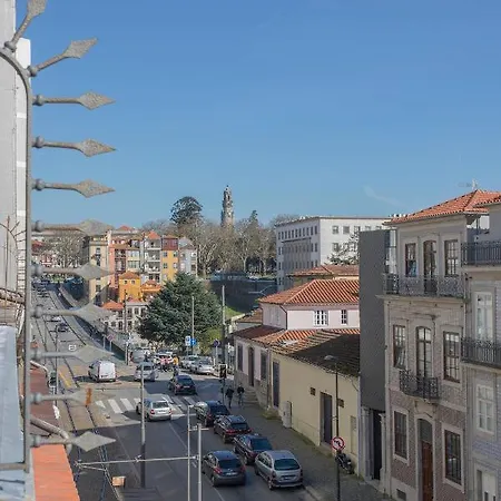 Liiiving - Downtown & Riverside Balcony