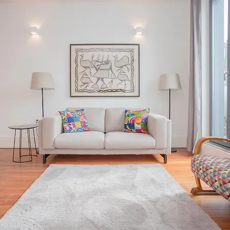 Liiiving - Downtown & Riverside Balcony * Порту